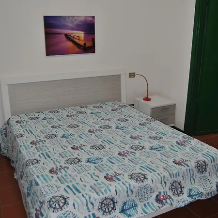 Lägenhet Bilocale I Cliclamini *